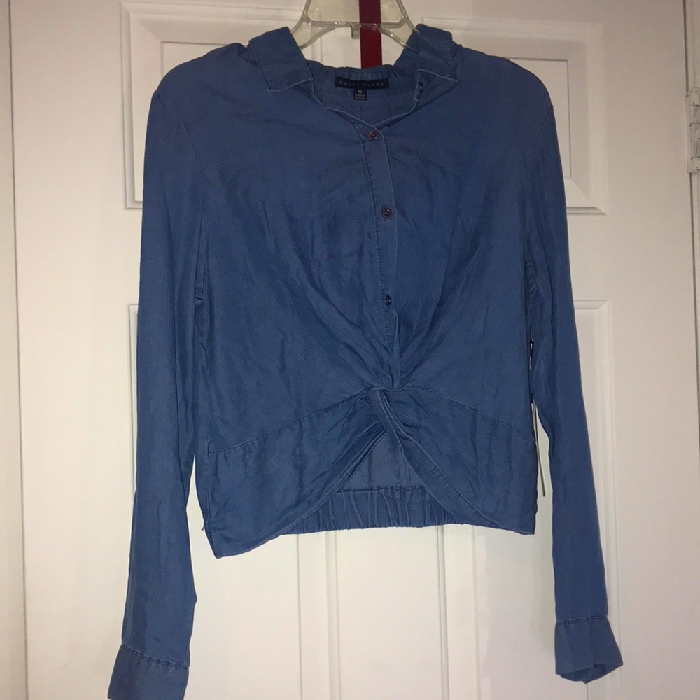 Size:M Brand: Haute Monde Color:Blue Looks denim.